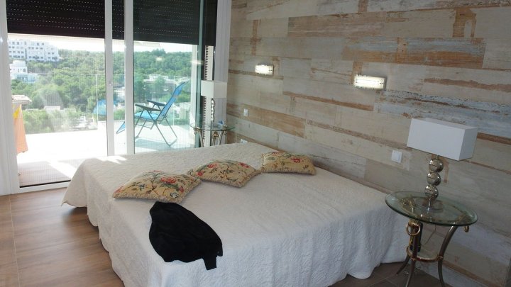 Penthouse-Wohnung mit 3 Schlafzimmern, 2 Bädern, Dachterrasse und Meerblick im exklusivem Golfresort Las Colinas