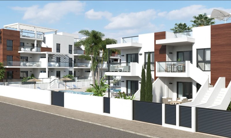 Moderne Penthouse-Wohnungen mit 3 Schlafzimmern, 2 Bädern, Dachterrasse und Gemeinschaftspool nur 300 m vom Strand