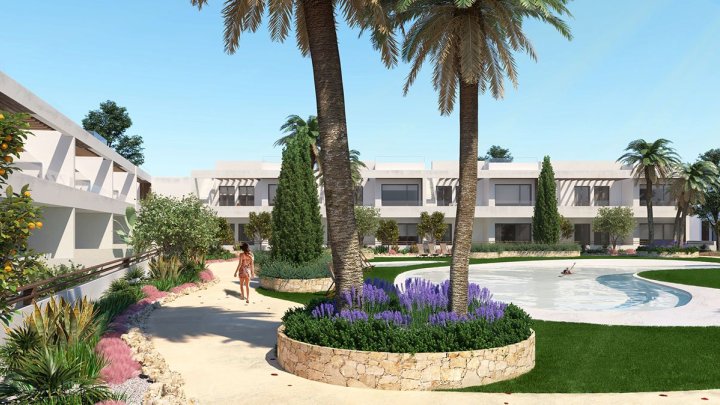 Moderne Erdgeschoss-Wohnungen mit 2 Schlafzimmern, 2 Bädern, Klimaanlage, Alarmanlage und Gemeinschaftspool nur 250 m vom Meer