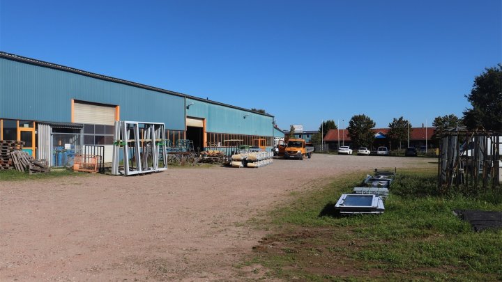 Gewerbegebiet Schleswig: Produktions- und Lagerhalle zu vermieten! OTTO STÖBEN!