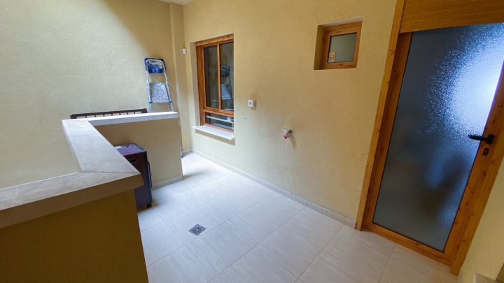 Attraktives und gepflegtes Landhaus mit 4 Schlafzimmern und 3 Bädern
