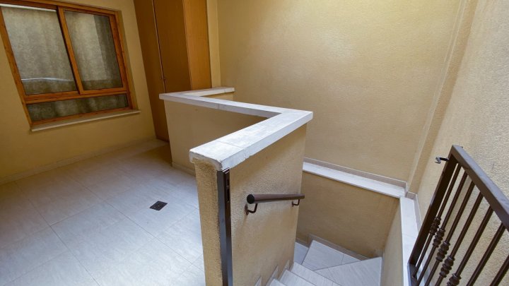 Attraktives und gepflegtes Landhaus mit 4 Schlafzimmern und 3 Bädern