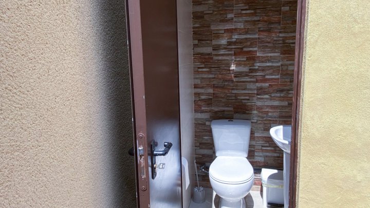 Attraktives und gepflegtes Landhaus mit 4 Schlafzimmern und 3 Bädern