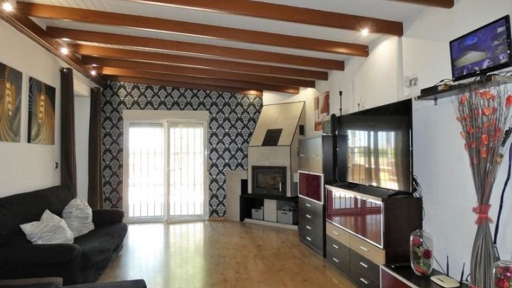 Schönes Landhaus mit viel Platz in hübscher Umgebung