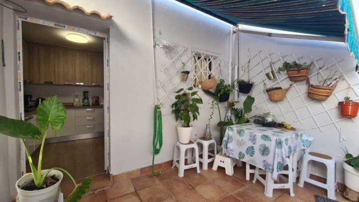 Reihenhaus in der prestigeträchtigen Gegend von Rosaleda-los Frutales, nur 550 Meter vom Meer entfernt