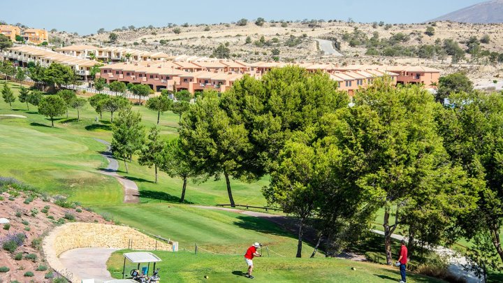 Wunderschöne Appartements mit 3 Schlafzimmern, 2 Bädern und Gemeinschaftspool am Alenda-Golfplatz