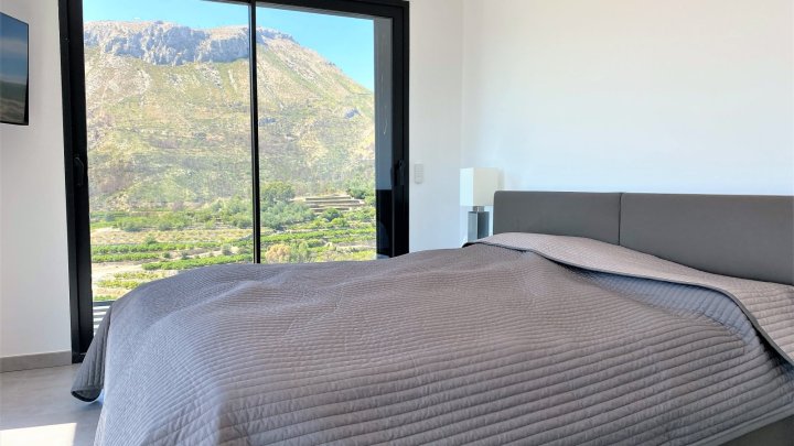 Exquisites Haus mit Pool, Meerblick und Aufzug