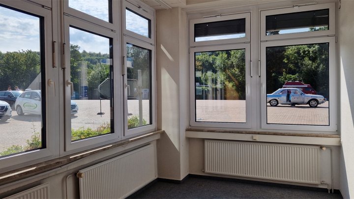 Provisionsfrei! Großes Büro im EG mit guter Parkmöglichkeit in Kiel! OTTO STÖBEN!