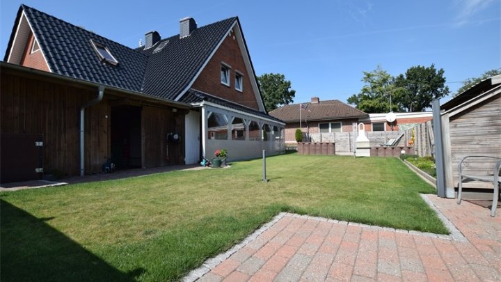 Platz für fast alles! Einfamilienhaus in Hattstedt (Nähe Husum) - OTTO STÖBEN GmbH.