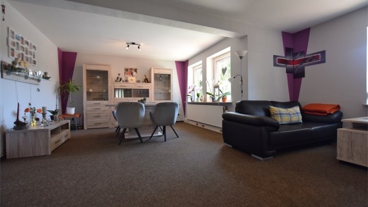 Platz für fast alles! Einfamilienhaus in Hattstedt (Nähe Husum) - OTTO STÖBEN GmbH.