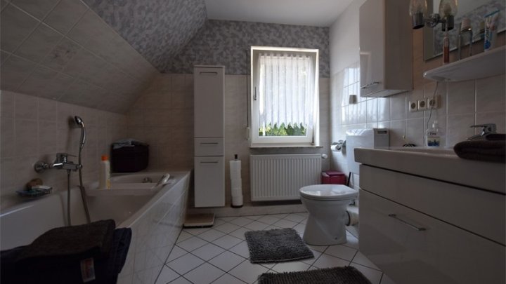 Platz für fast alles! Einfamilienhaus in Hattstedt (Nähe Husum) - OTTO STÖBEN GmbH.