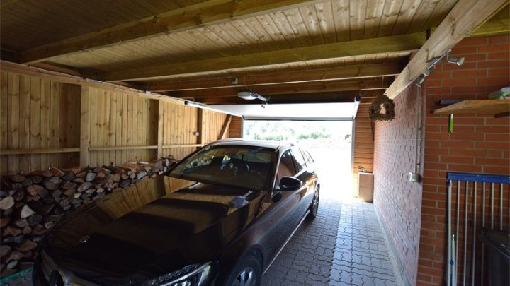 Platz für fast alles! Einfamilienhaus in Hattstedt (Nähe Husum) - OTTO STÖBEN GmbH.