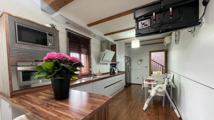 Hochwertig renoviertes Endreihenhaus mit 3 Schlafzimmern und 2 Bädern