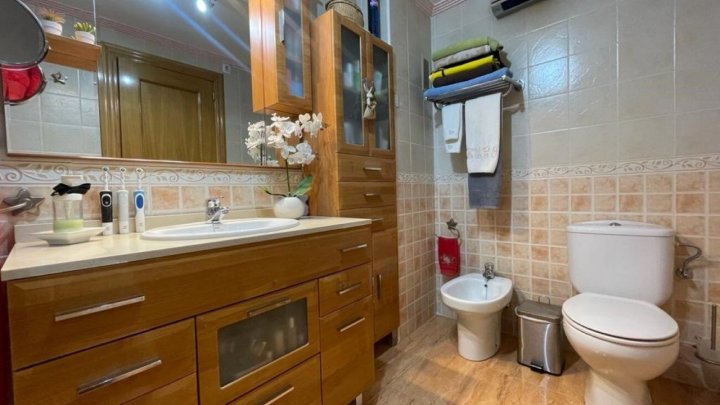 Hochwertig renoviertes Endreihenhaus mit 3 Schlafzimmern und 2 Bädern