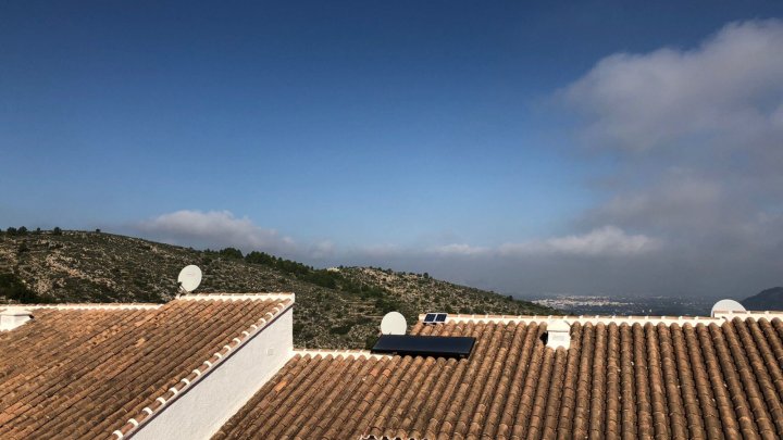 Gepflegtes Reihenhaus mit Gemeinschaftspool und herrlicher Aussicht am Monte Pedreguer