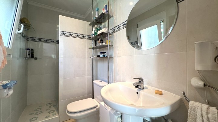 Top gepflegte Villa mit herrlicher Meersicht und vielen Extras in Denia am Montgo
