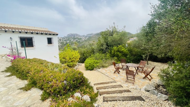 Sehr gepflegte Villa mit Meerblick, Pool und Gästebereich am Monte Pego