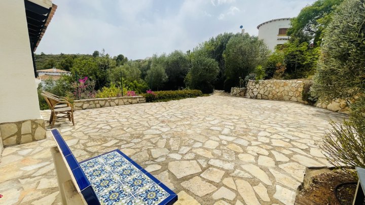 Sehr gepflegte Villa mit Meerblick, Pool und Gästebereich am Monte Pego