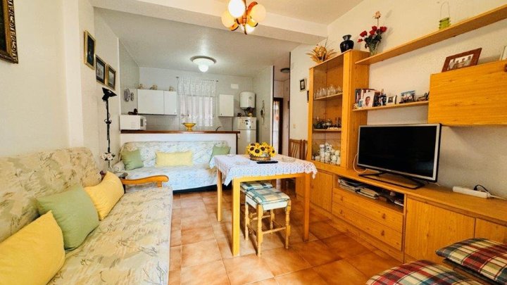 Appartement mit 1 Schlafzimmer und 1 Bad im Zentrum von La Mata nur 300 m vom Strand