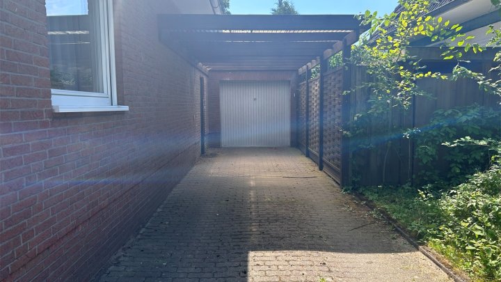 Familienparadies: EFH mit Garten, Carport und Garage in Boostedt - OTTO STÖBEN GmbH.
