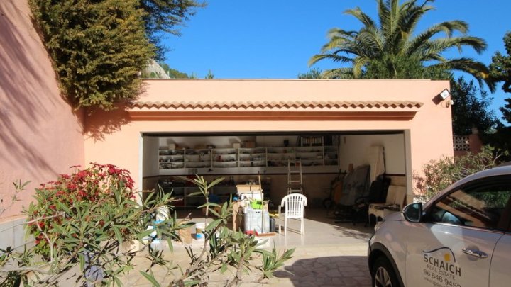 Schöne und sehr geräumige Villa, mit weitem Blick auf Calpe und den berühmten Ifach-Felsen