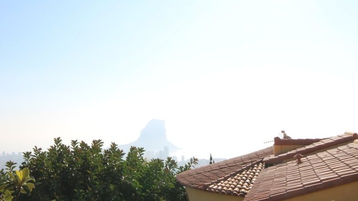 Schöne und sehr geräumige Villa, mit weitem Blick auf Calpe und den berühmten Ifach-Felsen