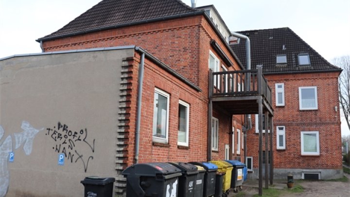 Kiel Hassee: Mehrfamilienhaus in guter Ecklage! OTTO STÖBEN!