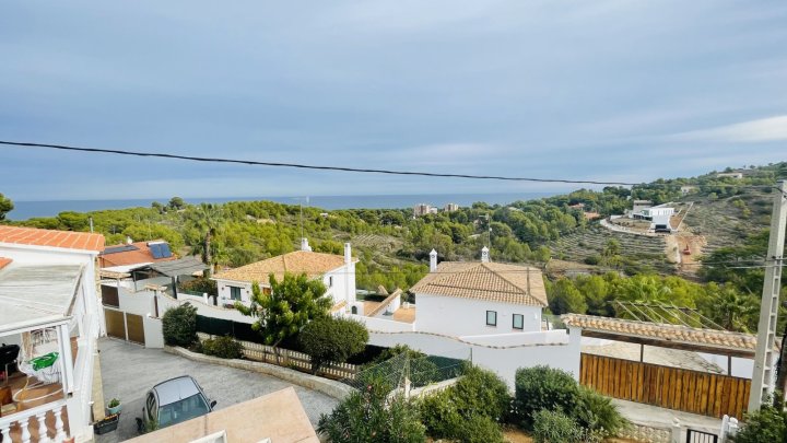 Villa mit super Meerblick, Einliegerwohnung, Garage, Heizung und vielem mehr