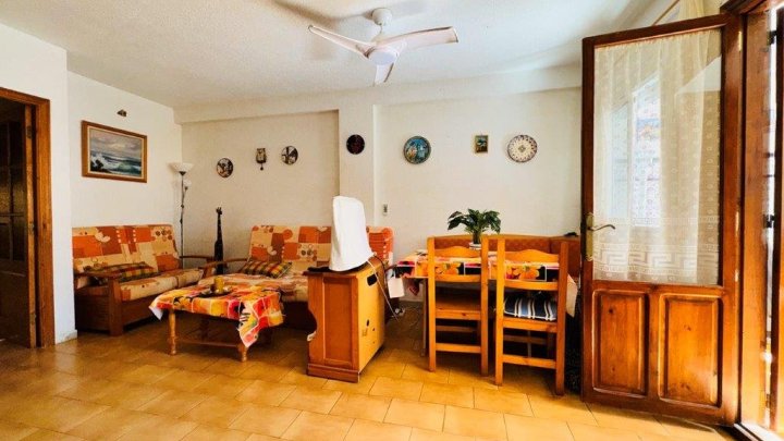 Appartement mit 3 Schlafzimmern und 1 Bad nur 50 m vom wunderschönen Sandstrand