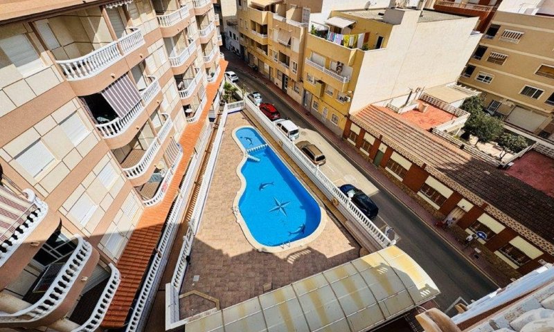 Appartement mit 2 Schlafzimmern, 1 Bad und Gemeinschaftspool nur 300 m vom Strand