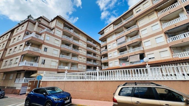Appartement mit 2 Schlafzimmern, 1 Bad und Gemeinschaftspool nur 300 m vom Strand
