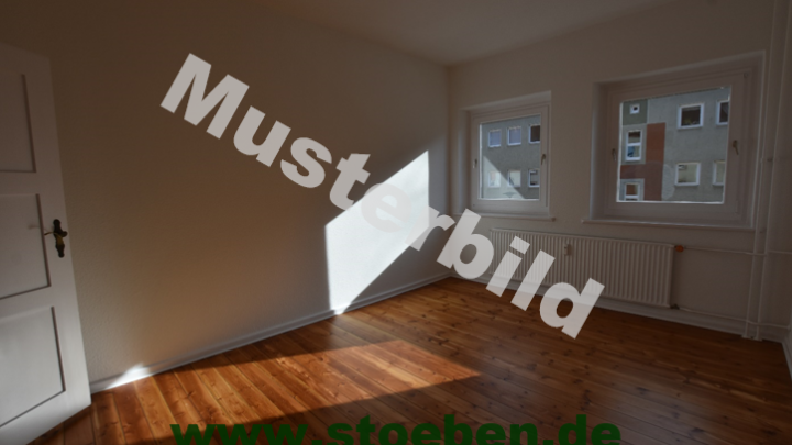 Renovierte 2,5-Zimmer-Wohnung mit Wannenbad im Hochparterre, Lübeck, St. Gertrud - OTTO STÖBEN GmbH