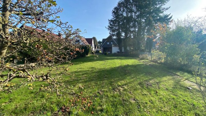 Renoviertes Haus mit Garage und großem Garten in Itzehoe! Otto Stöben GmbH