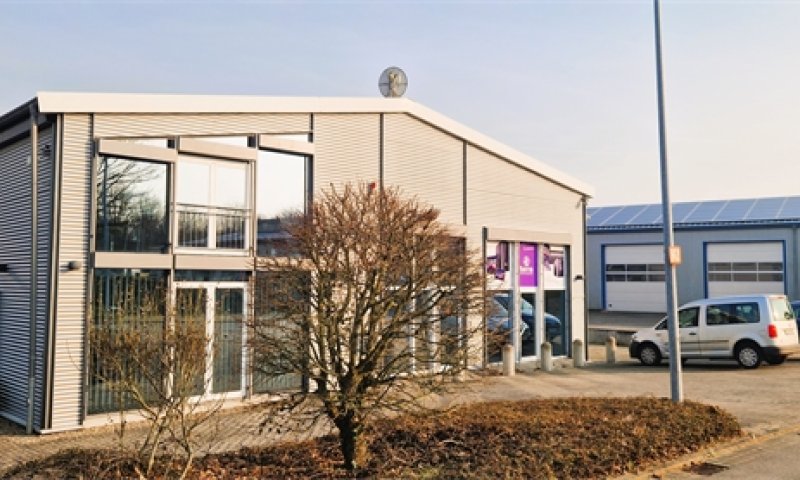 Büro+Halle+Lager+Ausstellungsfläche: Alles in allem, kompakt, repräsentativ! OTTO STÖBEN!