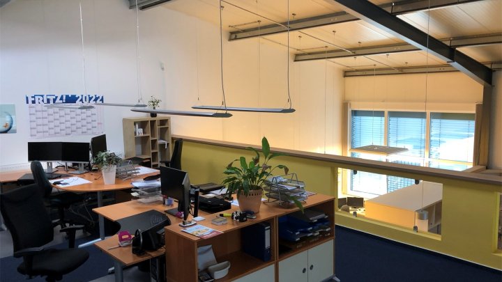 Büro+Halle+Lager+Ausstellungsfläche: Alles in allem, kompakt, repräsentativ! OTTO STÖBEN!