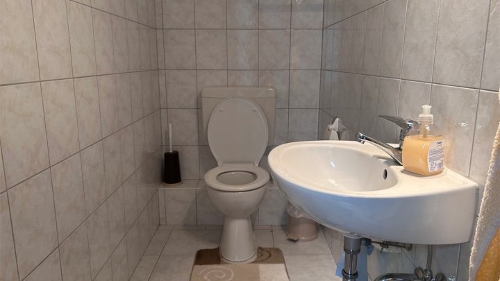 Vielseitiger Resthof mit 2 Wohneinheiten zwischen HH-Norderstedt - Neumünster OTTO STÖBEN GmbH