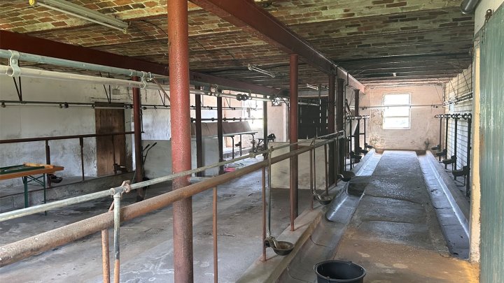 Vielseitiger Resthof mit 2 Wohneinheiten zwischen HH-Norderstedt - Neumünster OTTO STÖBEN GmbH