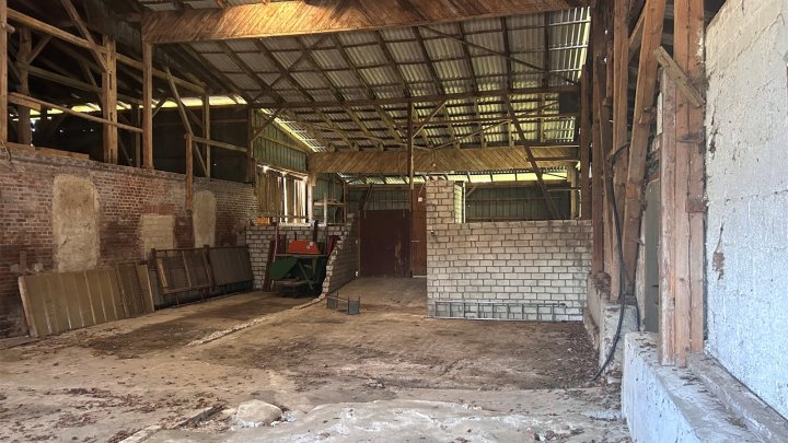 Vielseitiger Resthof mit 2 Wohneinheiten zwischen HH-Norderstedt - Neumünster OTTO STÖBEN GmbH