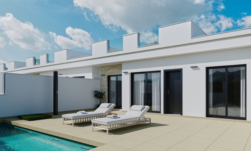 Reihenhaus-Villen mit 2 Schlafzimmern, 2 Bädern, Dachterrasse, Privatpool und Kfz-Stellplatz