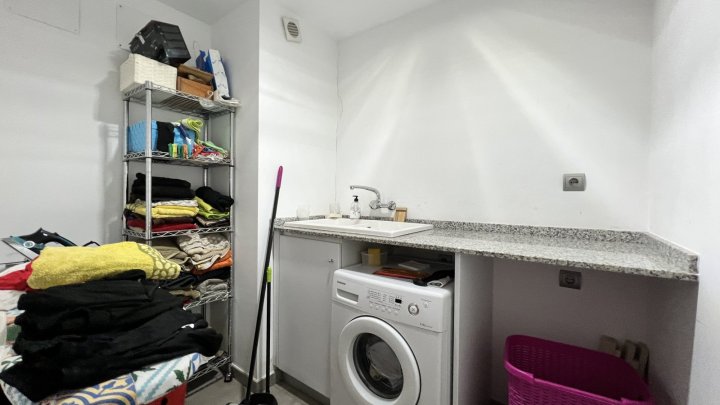Schönes modernes Eck-Stadthaus mit 4 SZ, 2 Bäder, Garage und vielen Extras