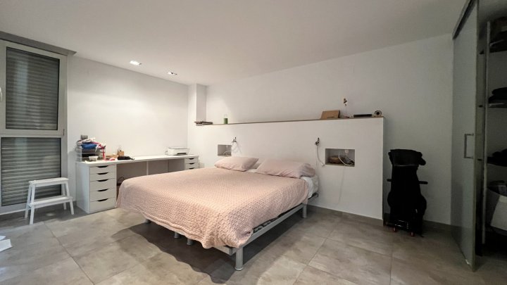 Schönes modernes Eck-Stadthaus mit 4 SZ, 2 Bäder, Garage und vielen Extras