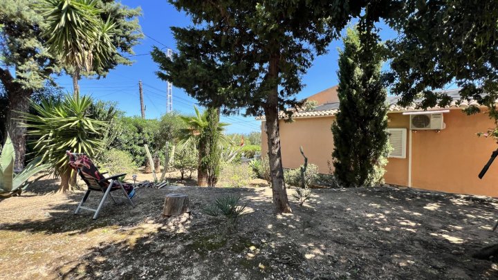 Mediterranes Wohnparadies in ruhiger Lage von Dénia
