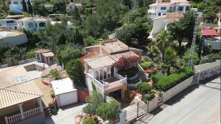 Mediterranes Wohnparadies in ruhiger Lage von Dénia
