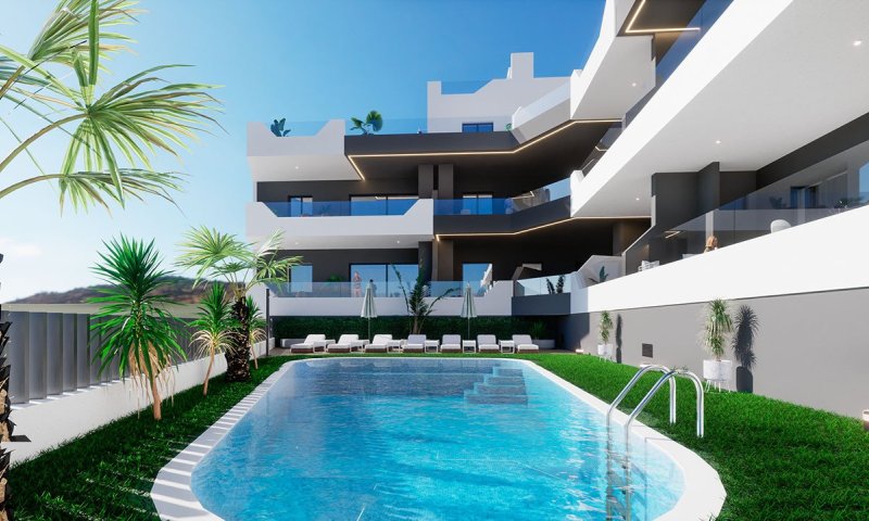 Appartements mit 4 Schlafzimmern, 2 Bädern, Einbauküchen mit Elektrogeräten und Gemeinschaftspool