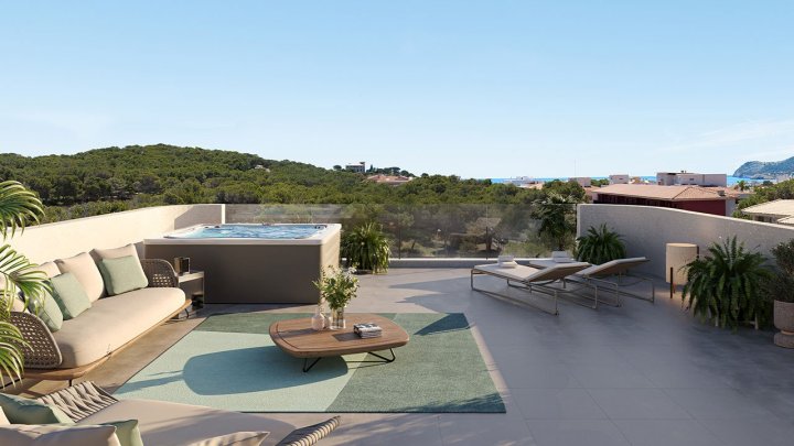 Maisonette-Wohnungen mit 3 Schlafzimmern, 2 Bädern, Gäste-WC, Dachterrasse, Fußbodenheizung, Klimaanlage und Gemeinschaftspool nur 250 m vom Meer