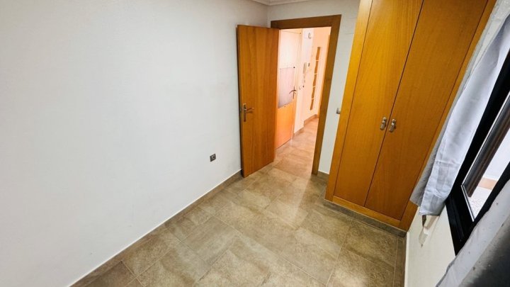 Appartement mit 2 Schlafzimmern und 1 Bad im Zentrum von La Mata nur 200 m vom Strand