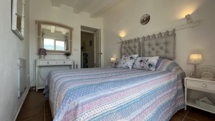 Traditionelles Dorfhaus mit Ferienvermietungslizenz in der Nähe von Denia