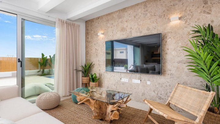 Eingeschossige Villen mit 3 Schlafzimmern, 2 Bädern, Vorinstallation Klimaanlage und Privatpool am Golfplatz von La Serena Golf