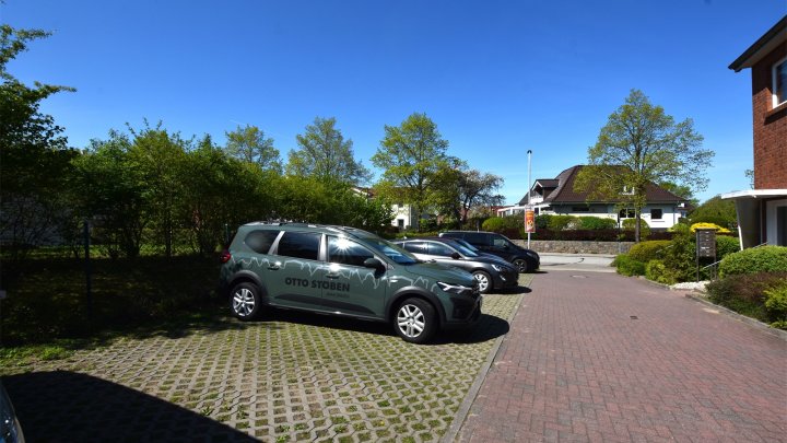 Mehrfamilienhaus 7 Wohneinheiten + Gewerbe + Parkplatz in Eutin -OTTO STÖBEN GmbH