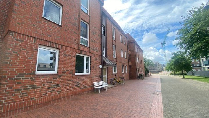 Renovierte 2,5 Zimmer Terrassenwohnung mit WBS in Brunsbüttel mit Balkon Otto Stöben GmbH